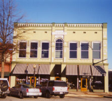 Carrollton Square, 2002