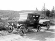 Ford Model T and Trailer