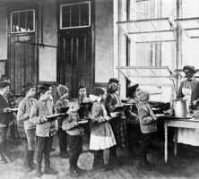 Schoolchildren in Manhattan